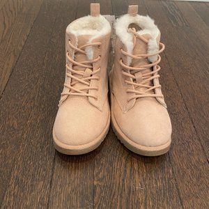 NWT GAP KIDS LINED LACE UP BOOTS SIZE 13